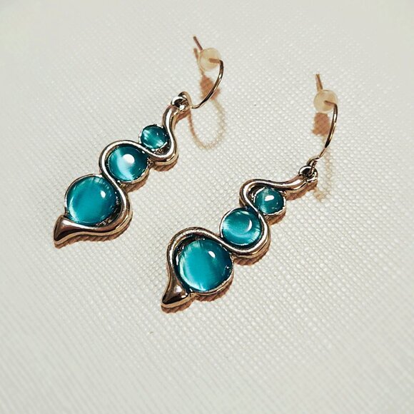 Teal Swirl Drop Earrings – Boho Vibes, Costume Jewelry - Picture 5 of 5